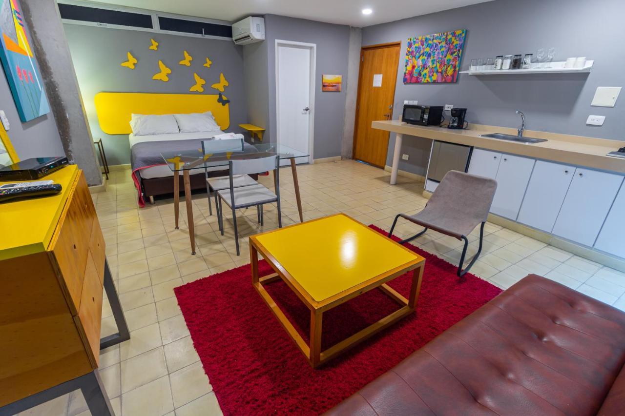 Casa Bugambilia Hotel Санта Марта Екстериор снимка